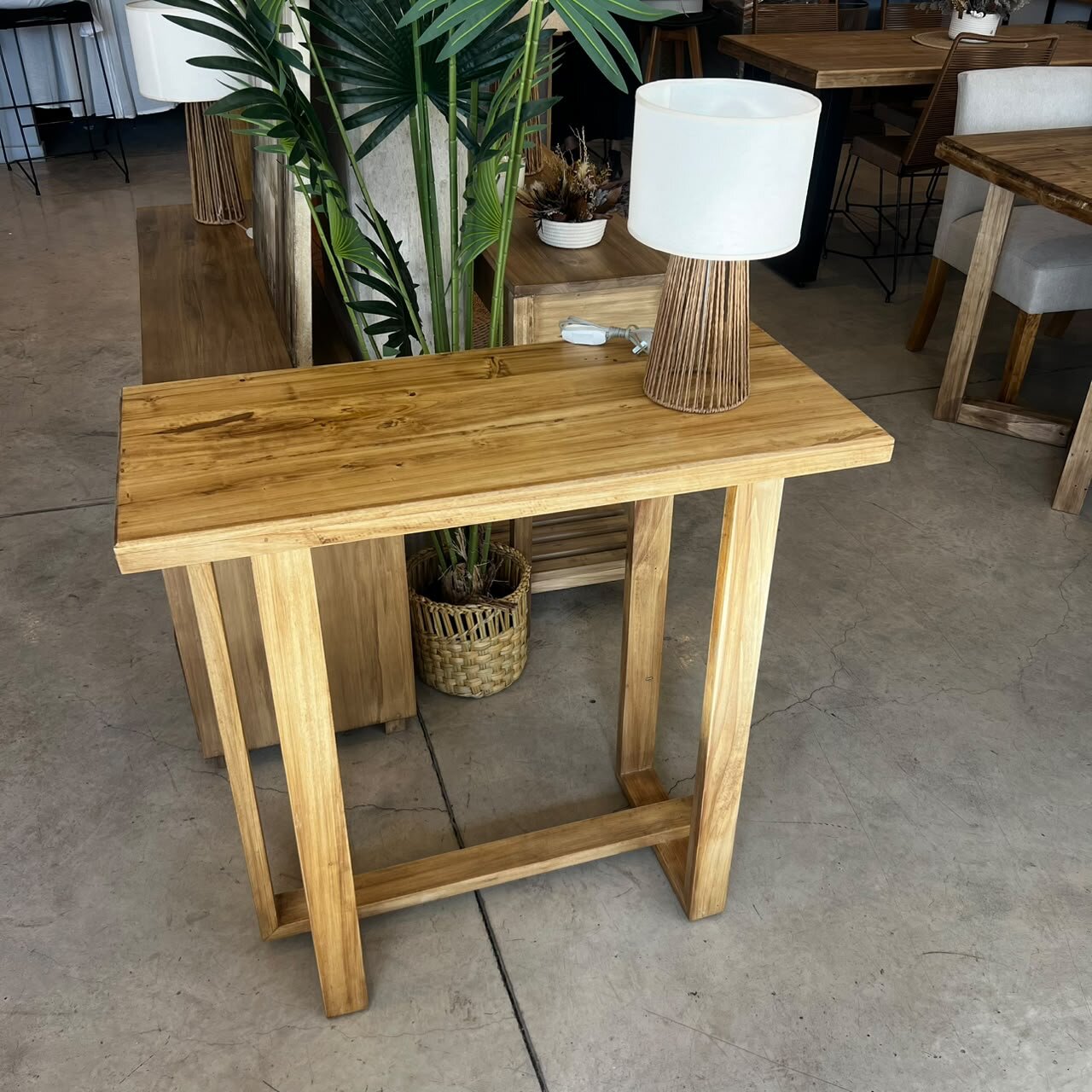 Mesa Recibidora Guatemala Alamo Lustre Petiribi