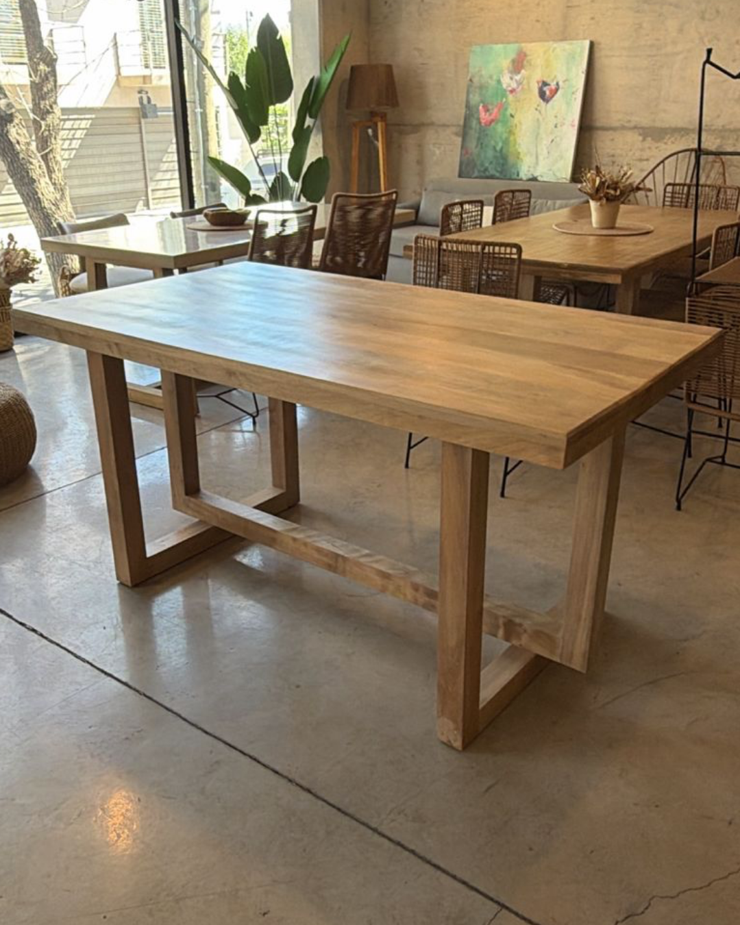 Mesa de Zoita Maciza